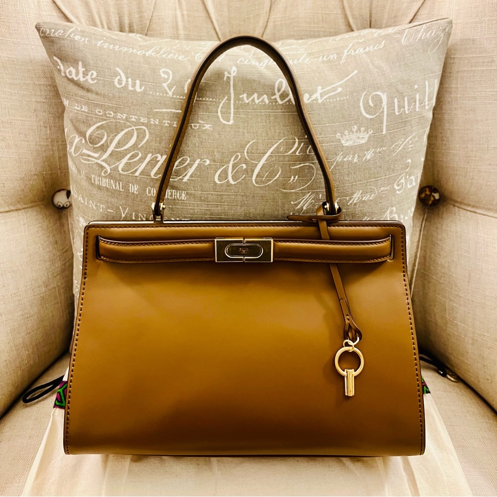 Tory Burch Lee Radziwill Small Bag in Excellent used condition